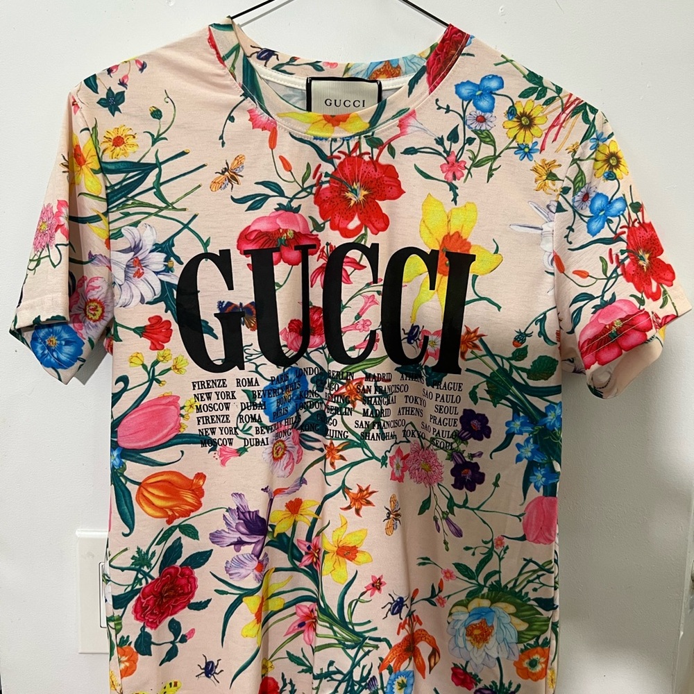 Grat Gucci t-shirt like new size M